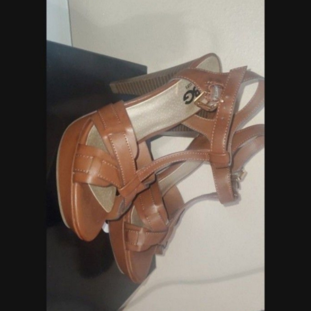 GBG Brown Heels